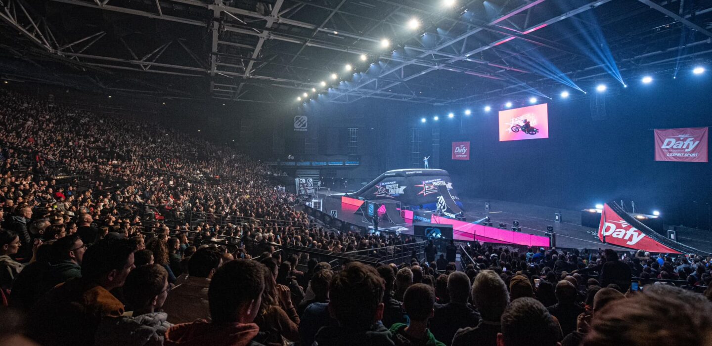 Blackliner Freestyle Show fond